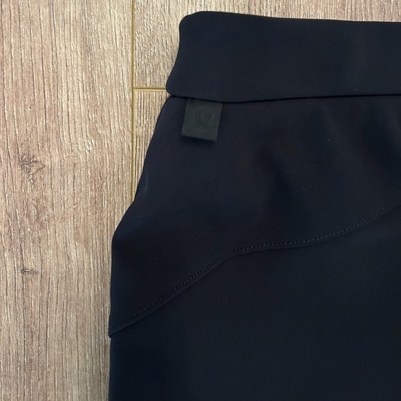 Lululemon On The Move Black Pants - Picture 7 of 10